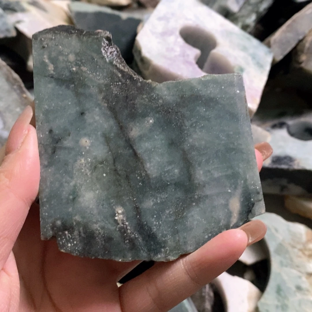 颈饰未镶嵌翡翠天然翡翠