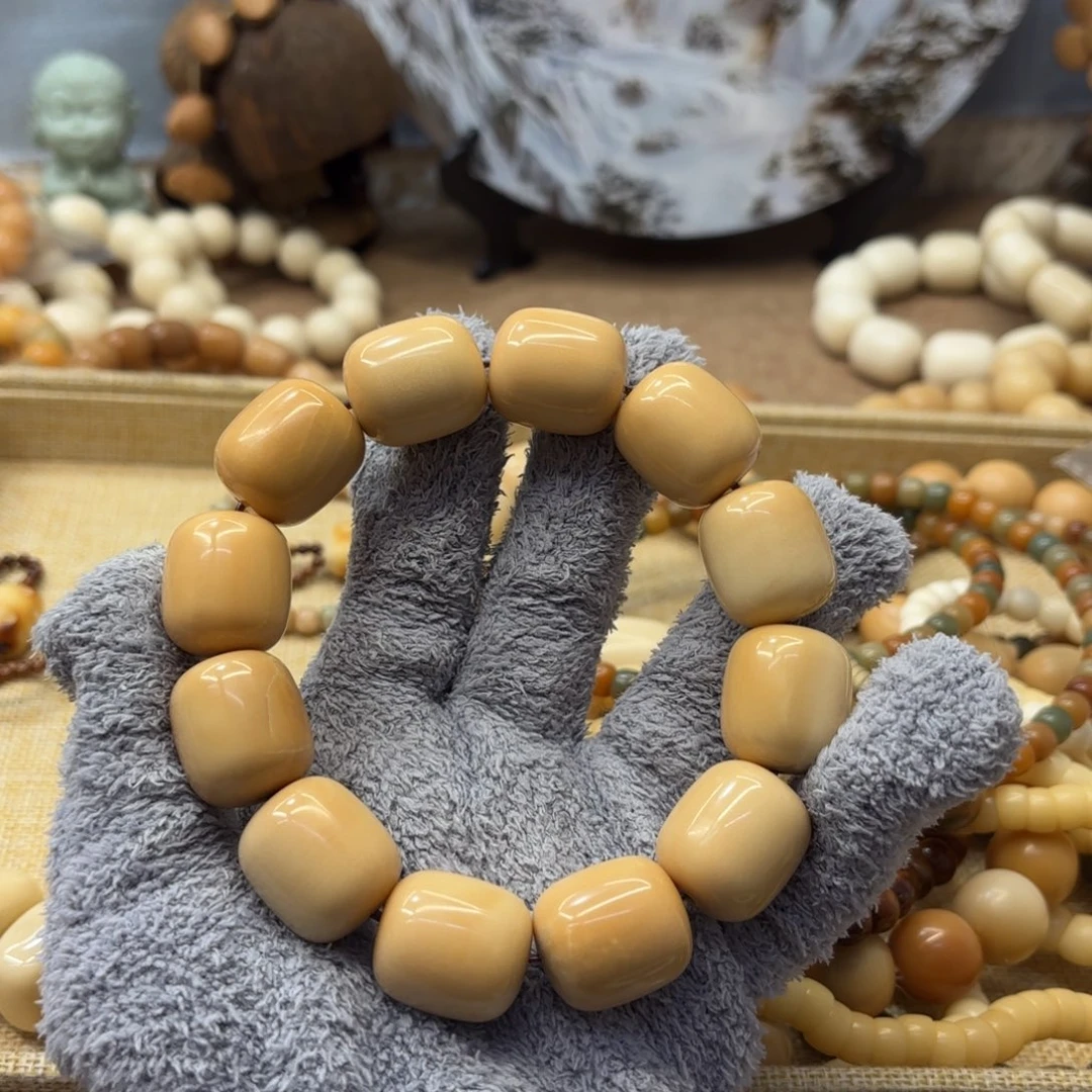 吊坠菩提根/象牙果23干磨瑕疵牙果年糕958