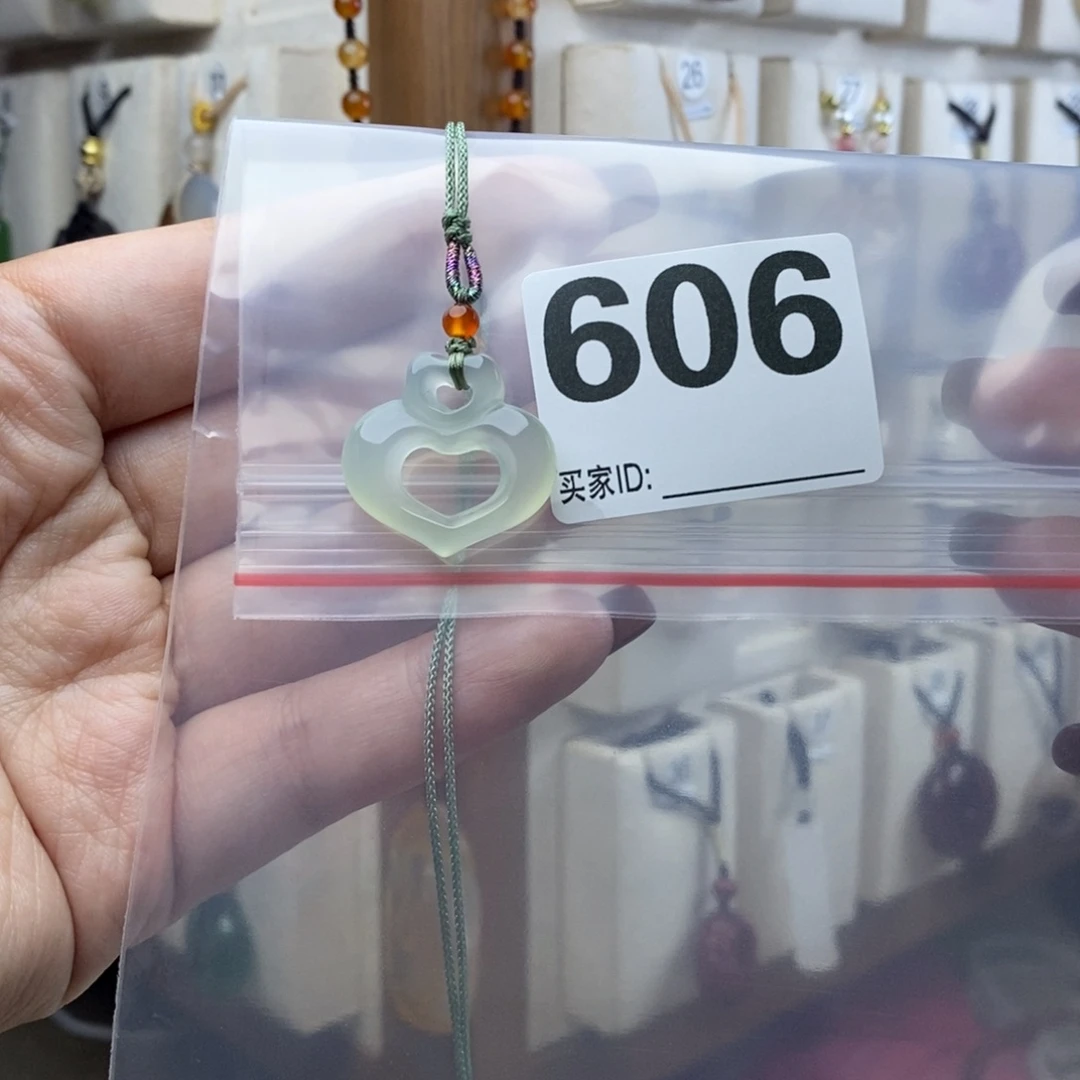 玛瑙/玉髓颈饰合金冰*