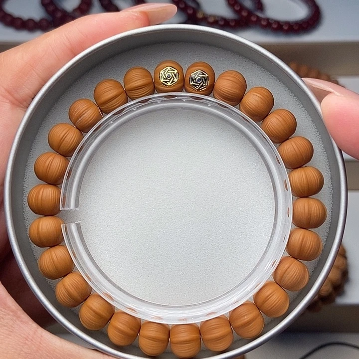 猴头核桃手串全品猴头双标拉丝鲨鱼鳍尺寸10左右