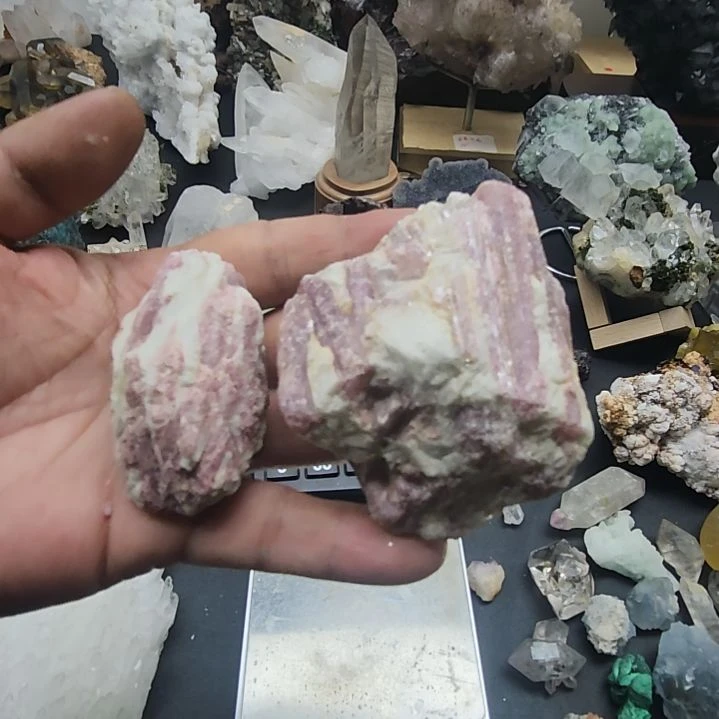 大型摆件（非配饰）水晶未镶嵌红碧玺矿标