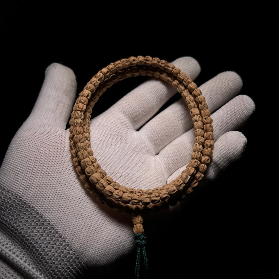 热振小红皮对眼方块百香籽