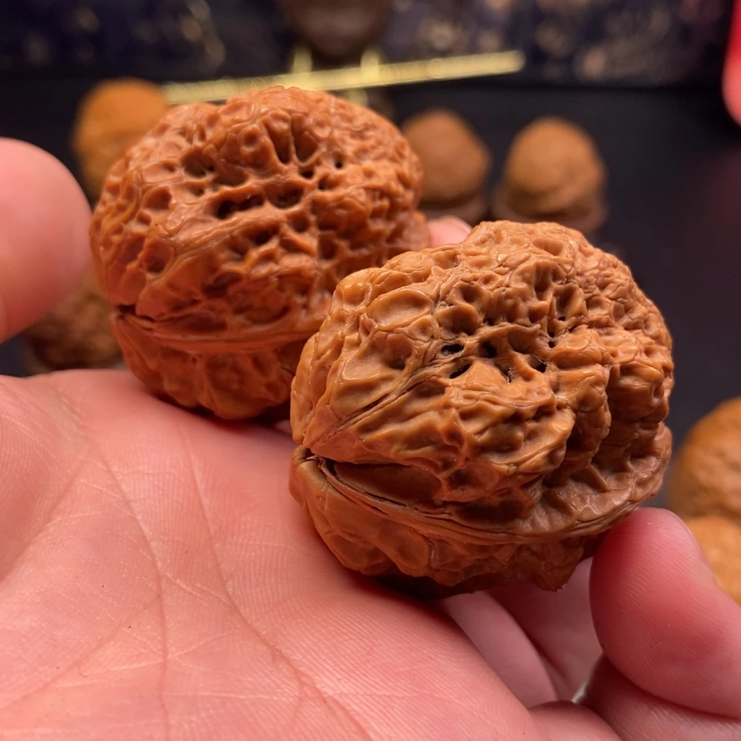 把件文玩核桃高背龙脊