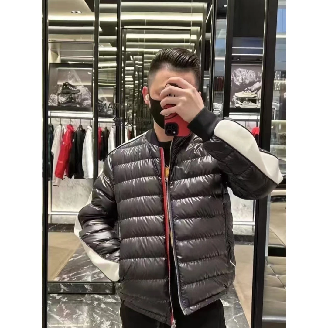未使用 MONCLER M ARROUX前彩条手臂条纹Logo羽绒服1A00005