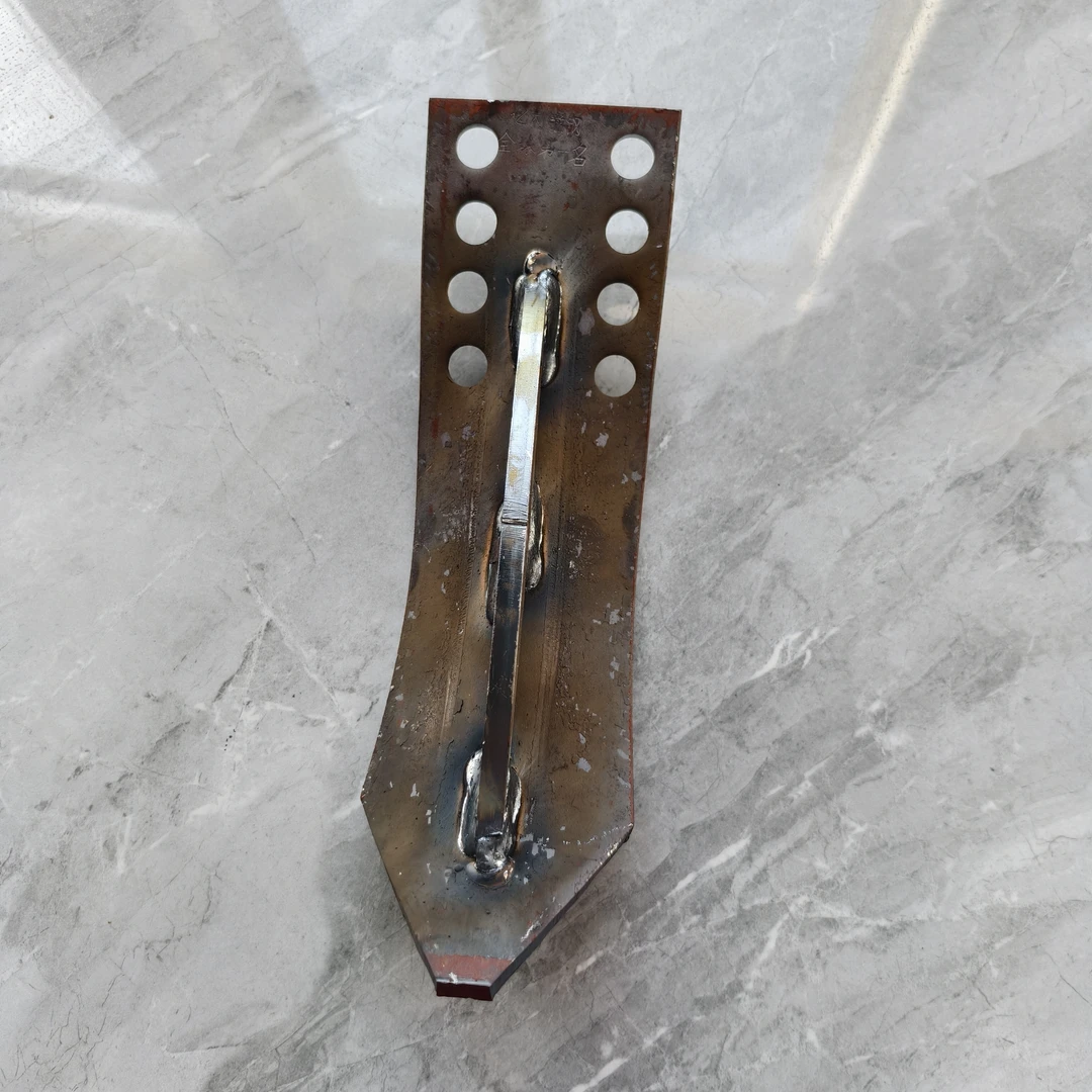 旋耕机通用锰钢防缠草加固中间犁（锰钢款）