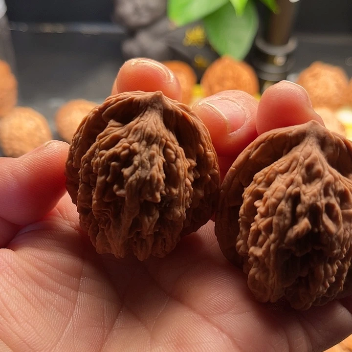 天***雷文玩核桃把件特价核桃