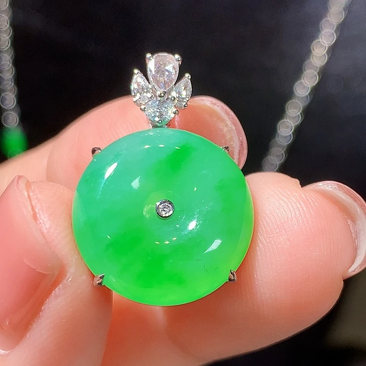 翡翠18K金镶嵌吊坠(不含链)