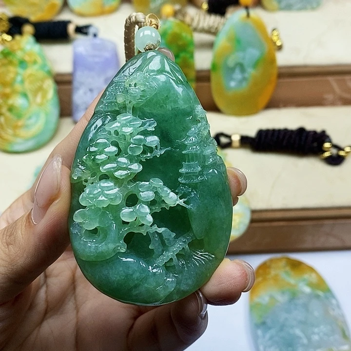 颈饰未镶嵌翡翠翡翠