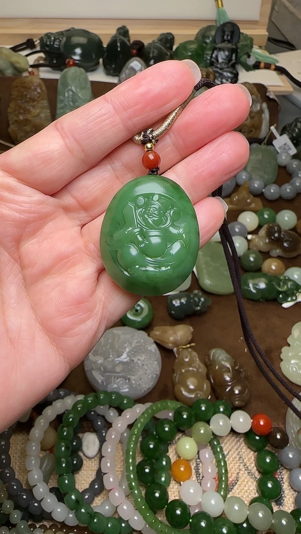 和田玉碧玉财神吊坠