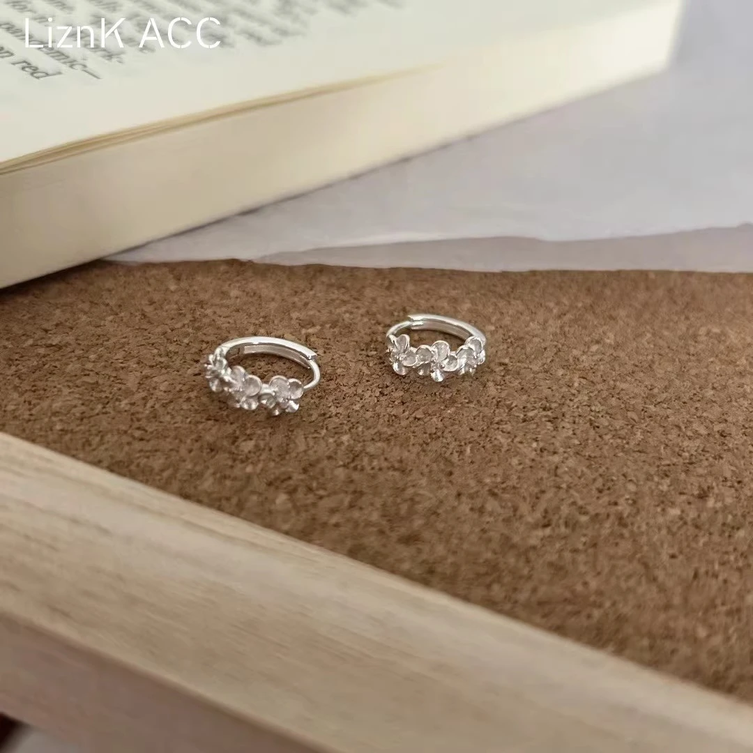 HJ轻奢复古花朵耳钉简约气质女ins潮仿银耳饰时尚高级感耳扣