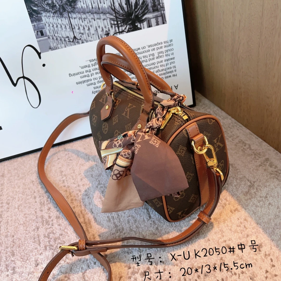 岩忆专属UK潮流单肩包休闲气质枕头包轻奢拉链暗袋波士顿女士