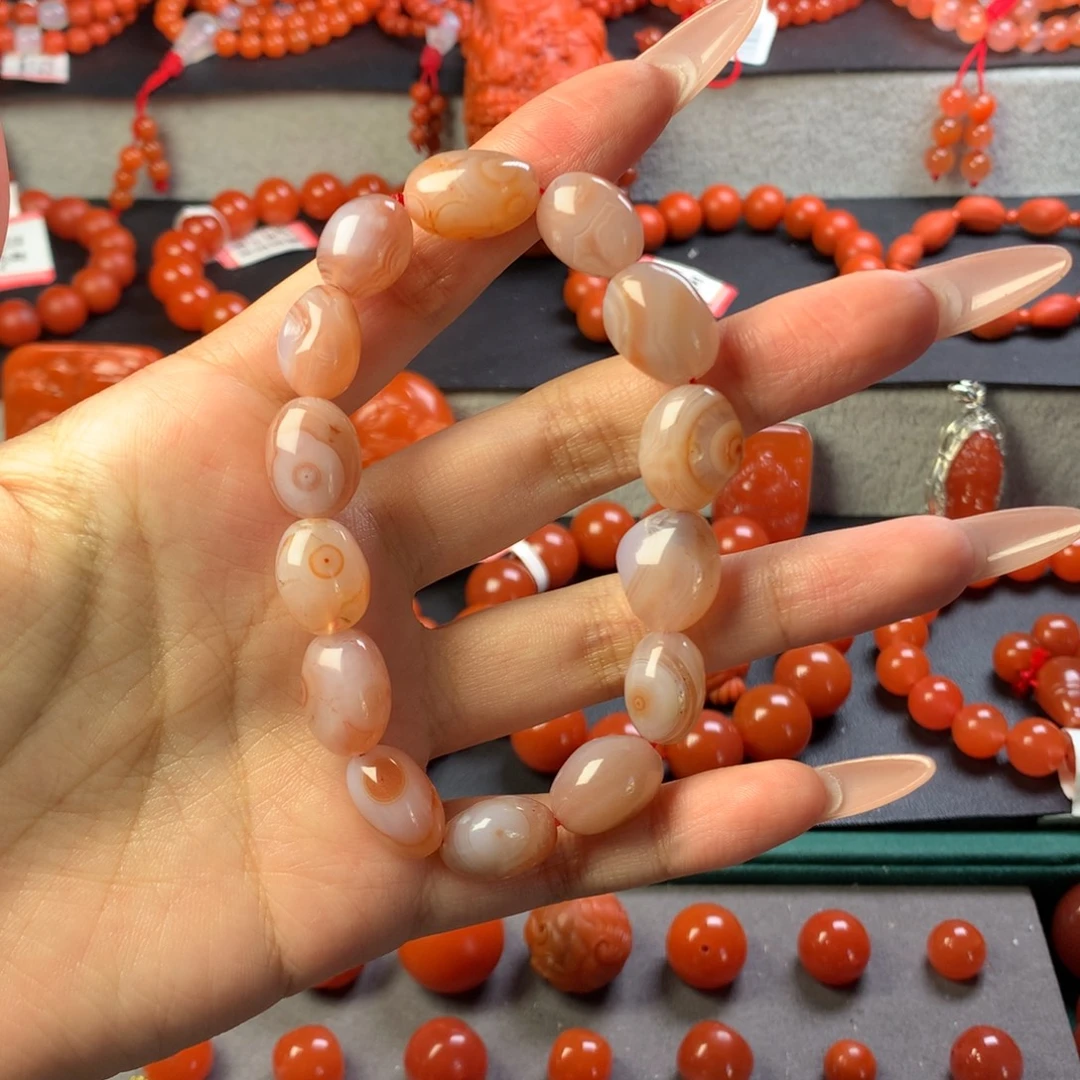 南红玛瑙未镶嵌手串