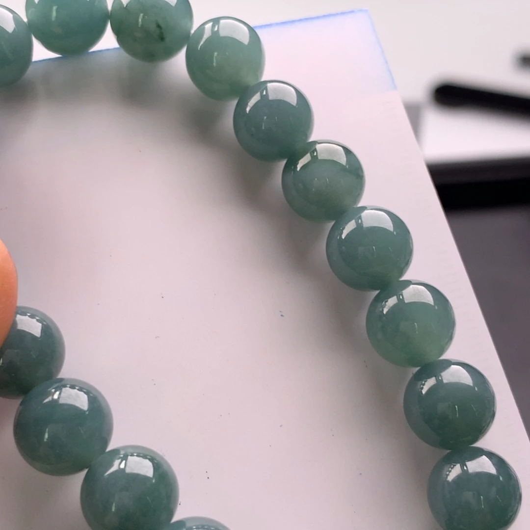 翡翠未镶嵌手链多样性