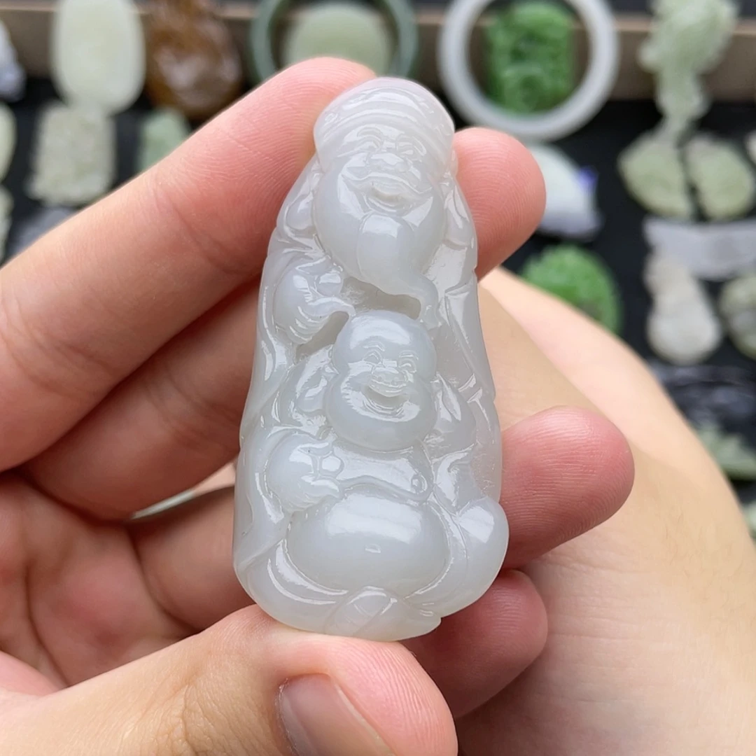【闪购商品】和田玉未镶嵌颈饰左**你