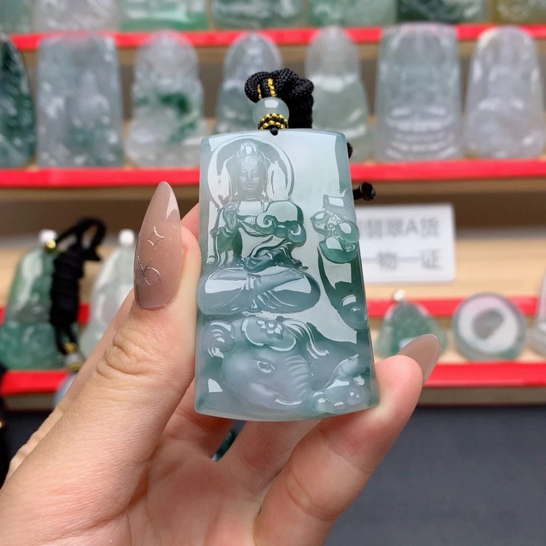 翡翠未镶嵌颈饰普贤