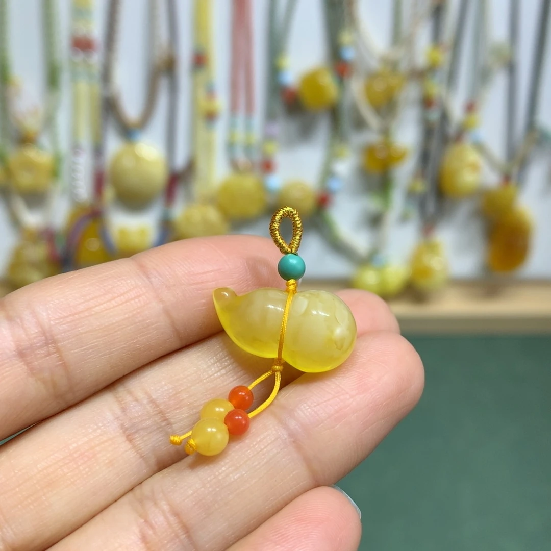 蜜蜡裸石未镶嵌多样性发货