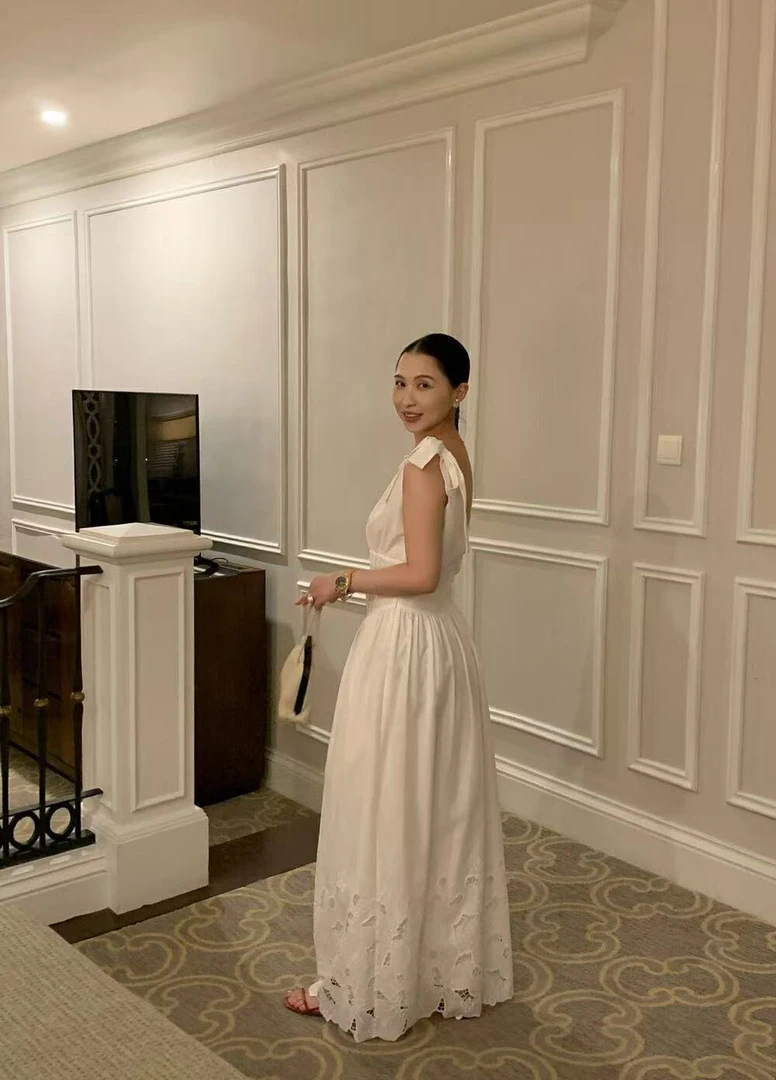 【ÉTRENER】定制绣花刺绣绑带连衣裙7635