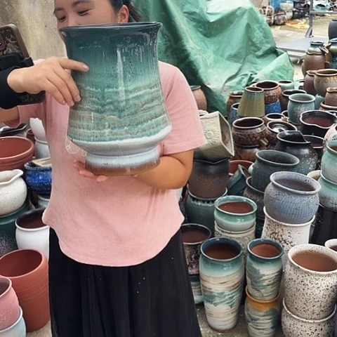 口20高30一个盆子。