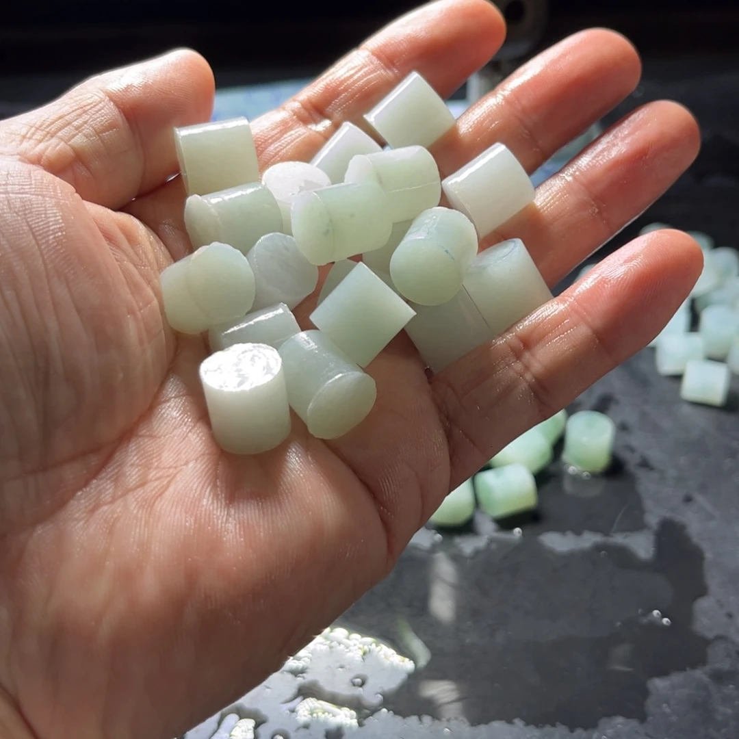 定制翡翠未镶嵌不计成本福利必拍款17颗卡12➕圆珠包工保无裂