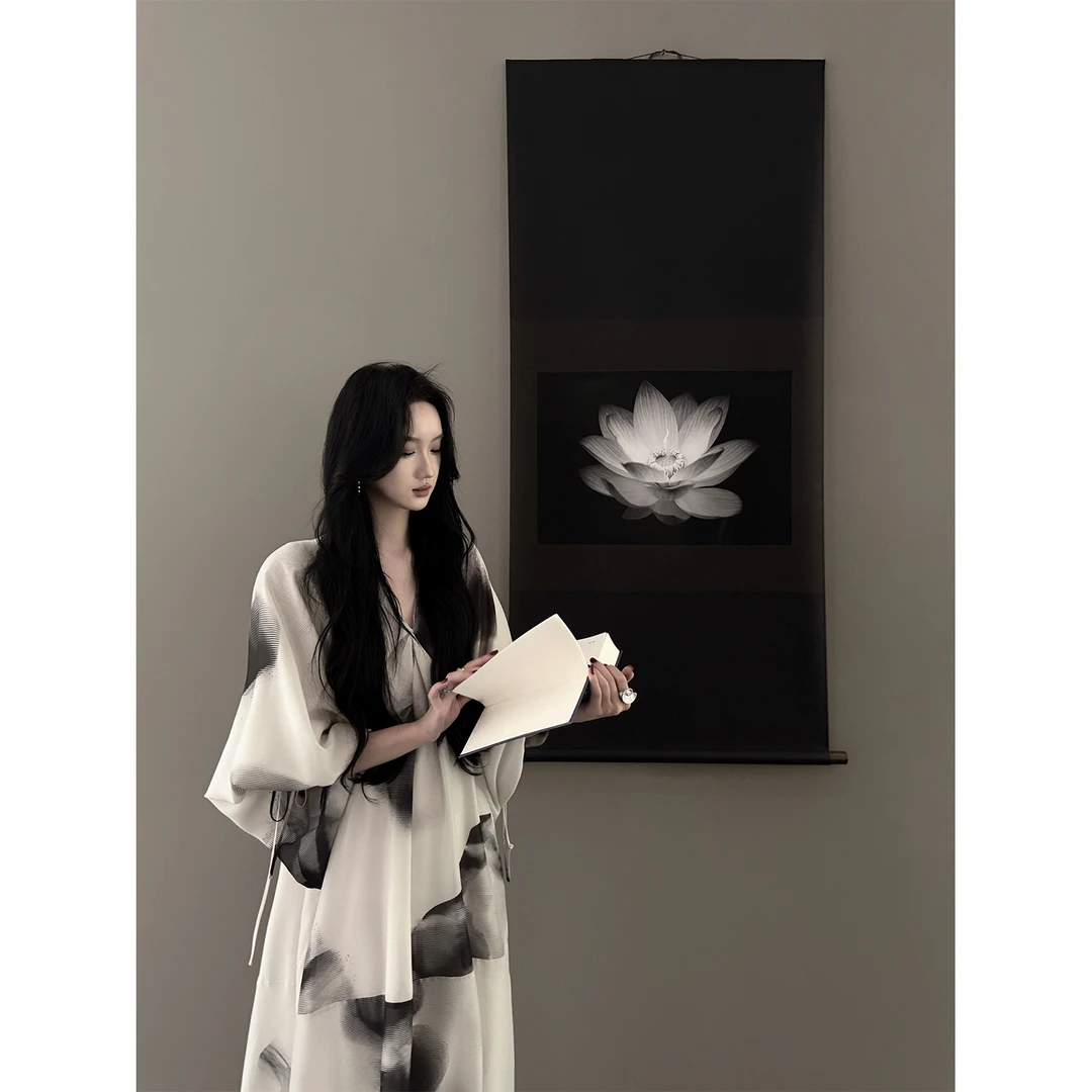 有洧Youwei 夏天巨好看连衣裙夏女2025新款海边度假高级感长裙子