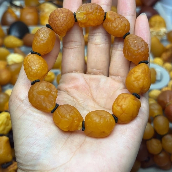 琥珀未镶嵌裸石天然蜜蜡