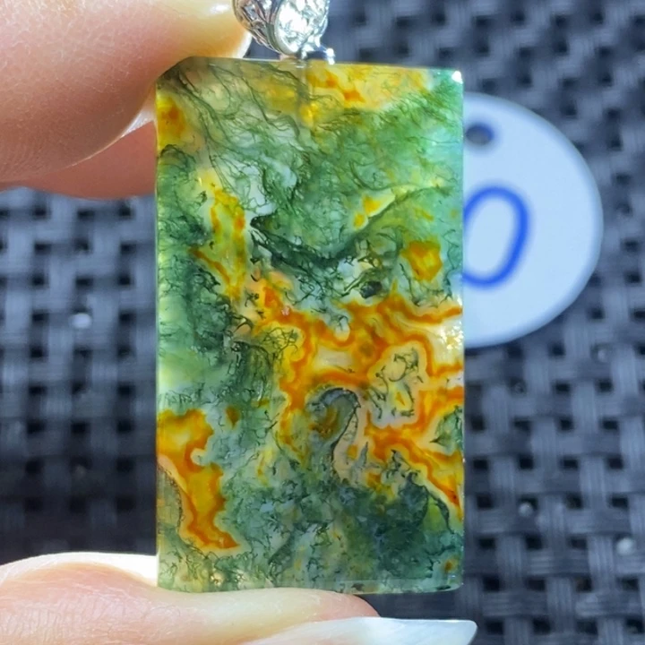 未镶嵌颈饰玛瑙/玉髓火*