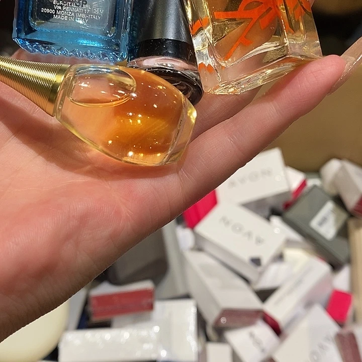 s***e中古香水沐浴露持久留香