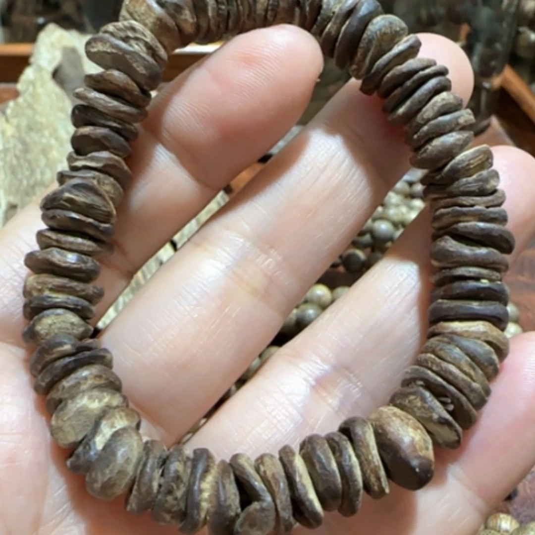 【闪购商品】沉香手串西马沉水随形手串9克