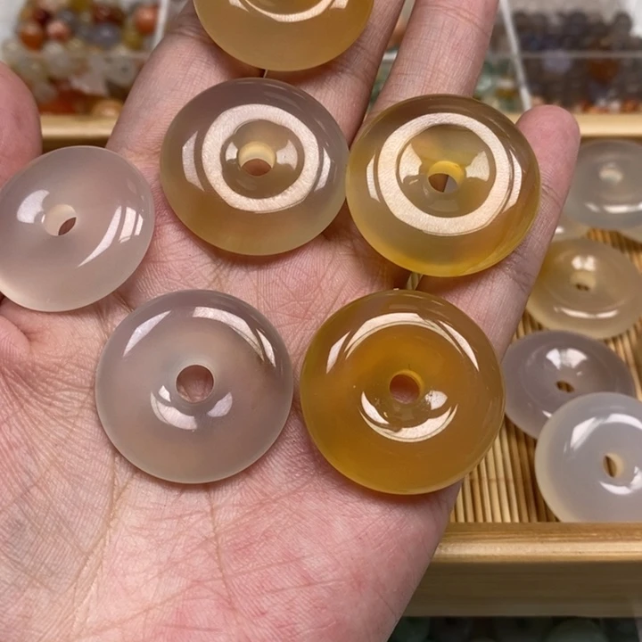 未镶嵌颈饰玛瑙/玉髓卡30大平安扣4个