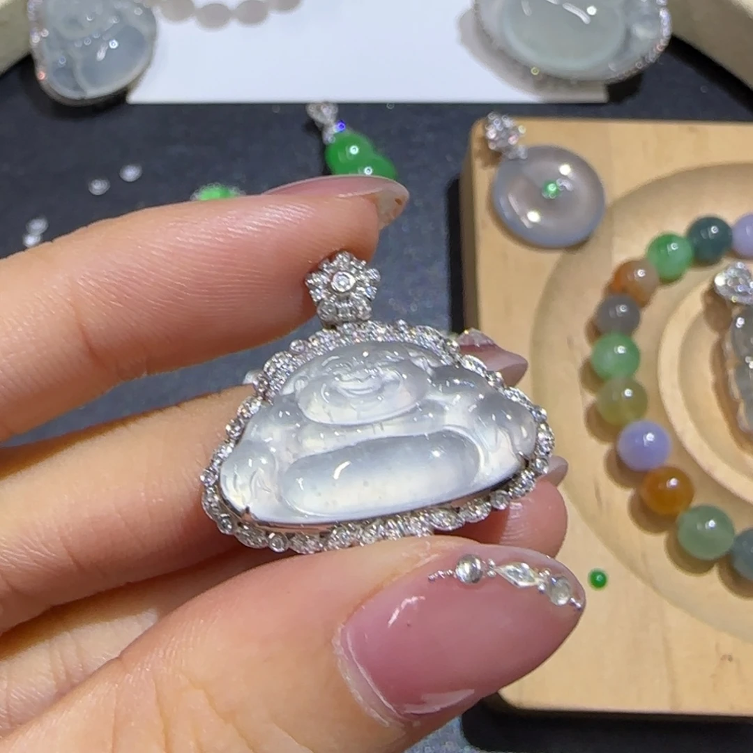 翡翠18K金镶嵌颈饰精品