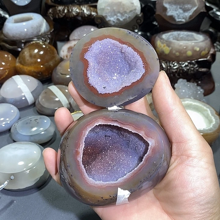 摆件水晶未镶嵌红水晶聚宝盆