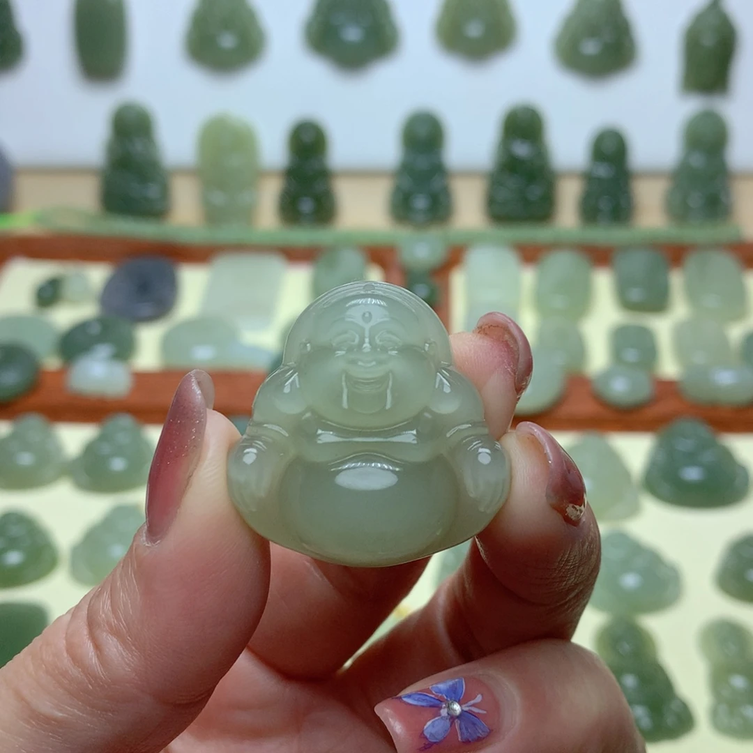 和田玉吊坠未镶嵌