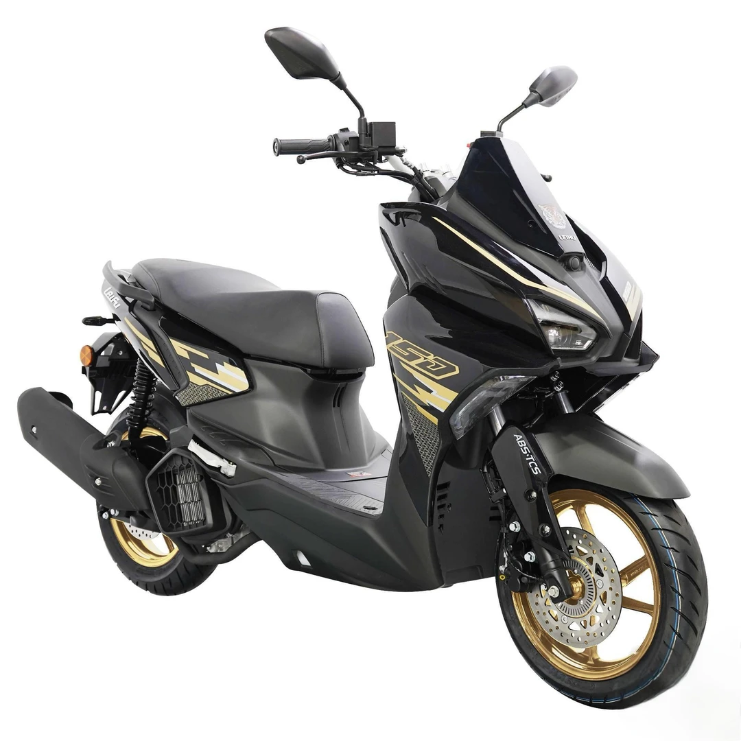 天鹰雷虎150运动水冷踏板摩托车（整车+礼包）