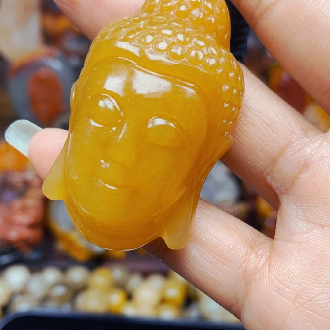 石英质玉（黄龙玉）未镶嵌颈饰