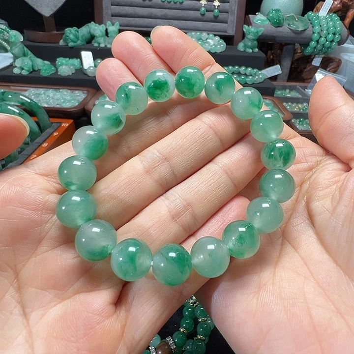 未镶嵌手链石英质玉（非洲翠）