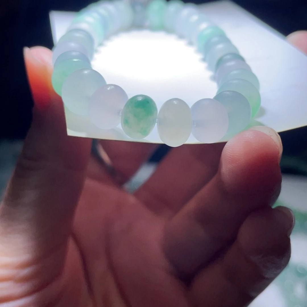 未镶嵌定制翡翠卡8+