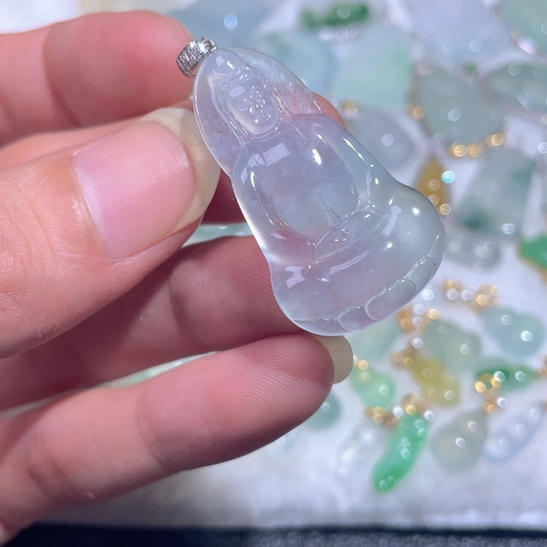 翡翠18K金镶嵌颈饰翡翠