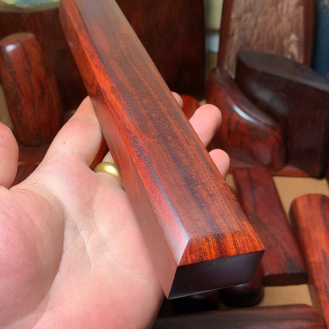 林***卡檀香紫檀（小叶紫檀）