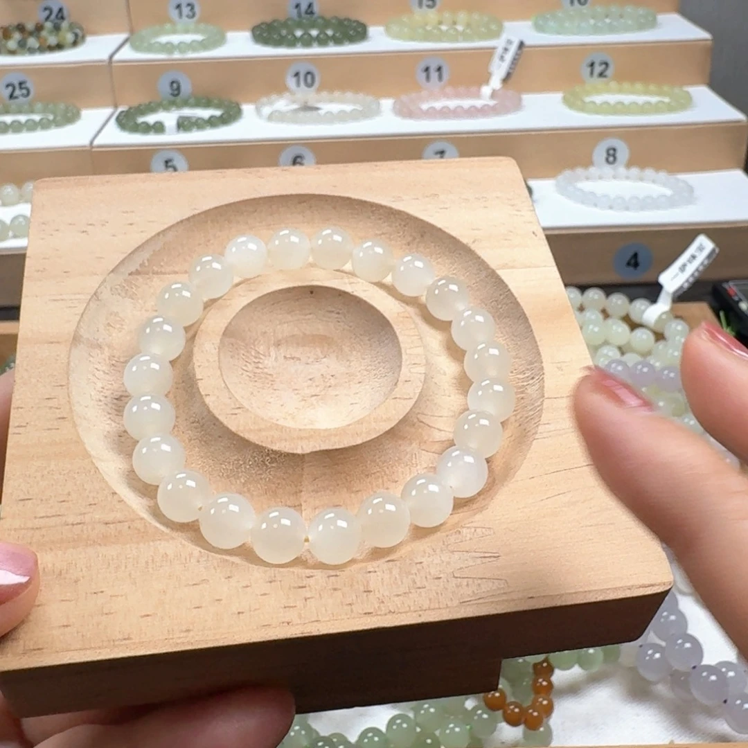 风***絮和田玉未镶嵌手链