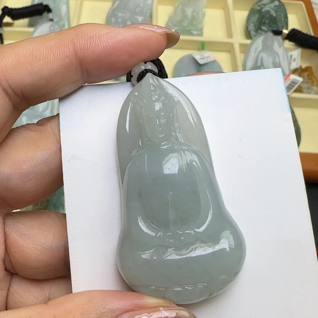 翡翠未镶嵌颈饰