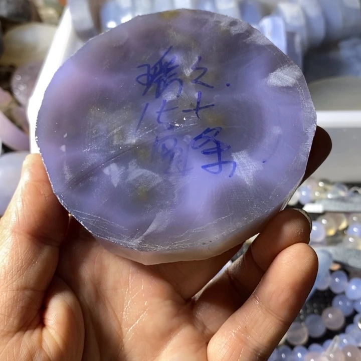 玉***瑶玛瑙/玉髓未镶嵌珠宝半成品