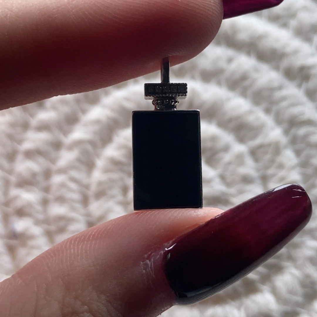 颈饰18K金镶嵌翡翠无事牌