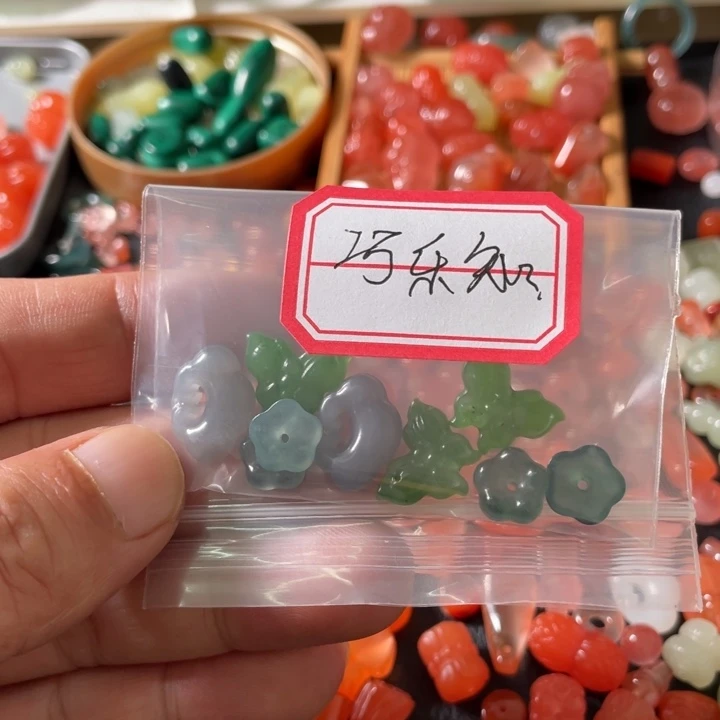 颈饰未镶嵌和田玉巧*知