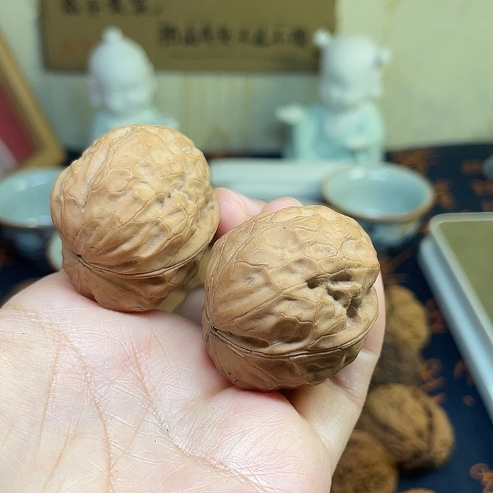 文玩核桃把件27、玉蟾38