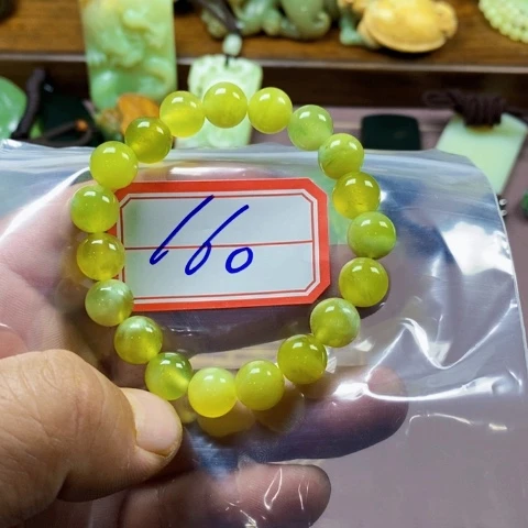 未镶嵌蛇纹石玉颈饰