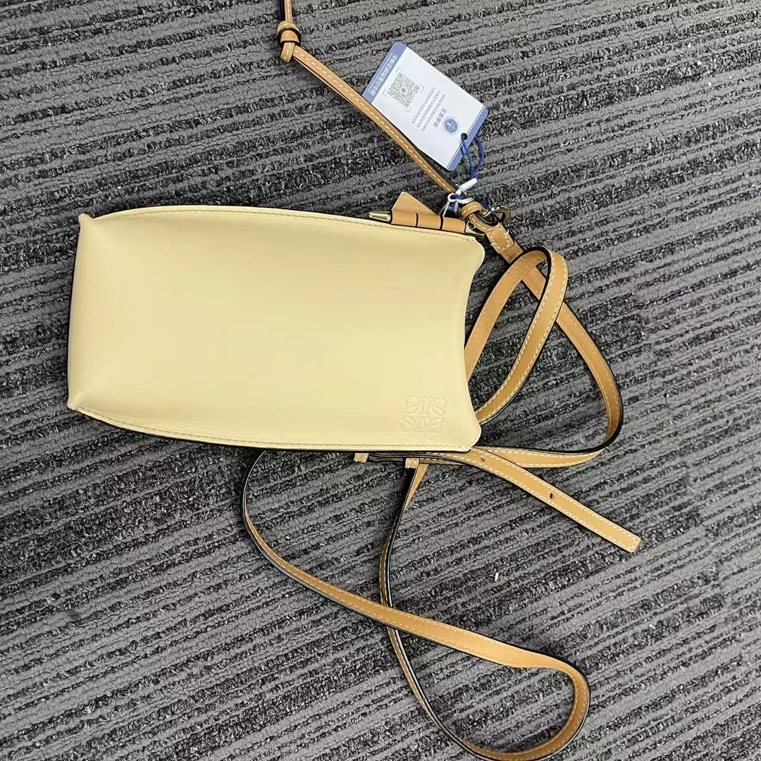 95新 LOEWE/罗意威 罗意威黄色手机包/非真假不退补不换