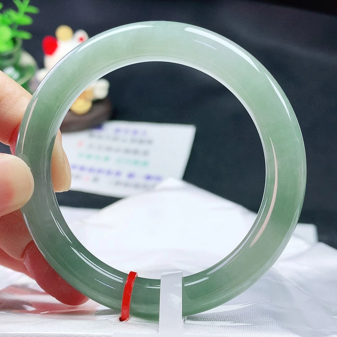 翡翠手镯未镶嵌54圆