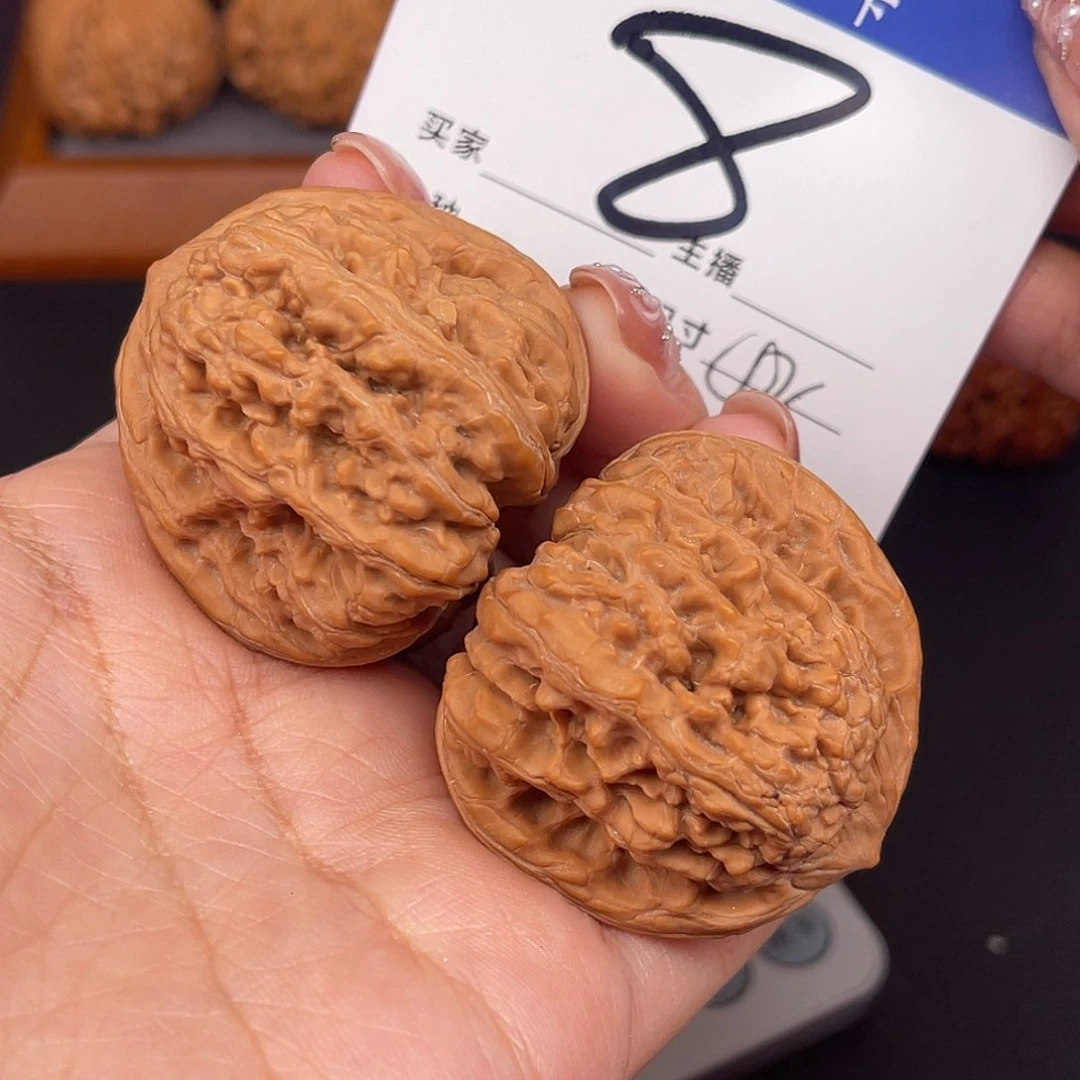 桃核吊坠凹底42+ 克重50.3