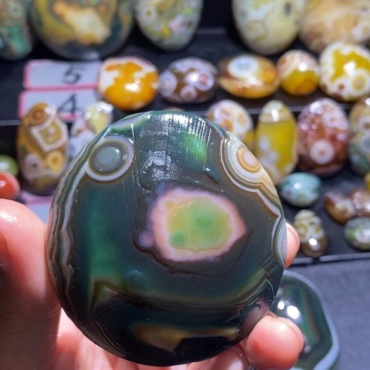 玛瑙/玉髓未镶嵌珠宝半成品37