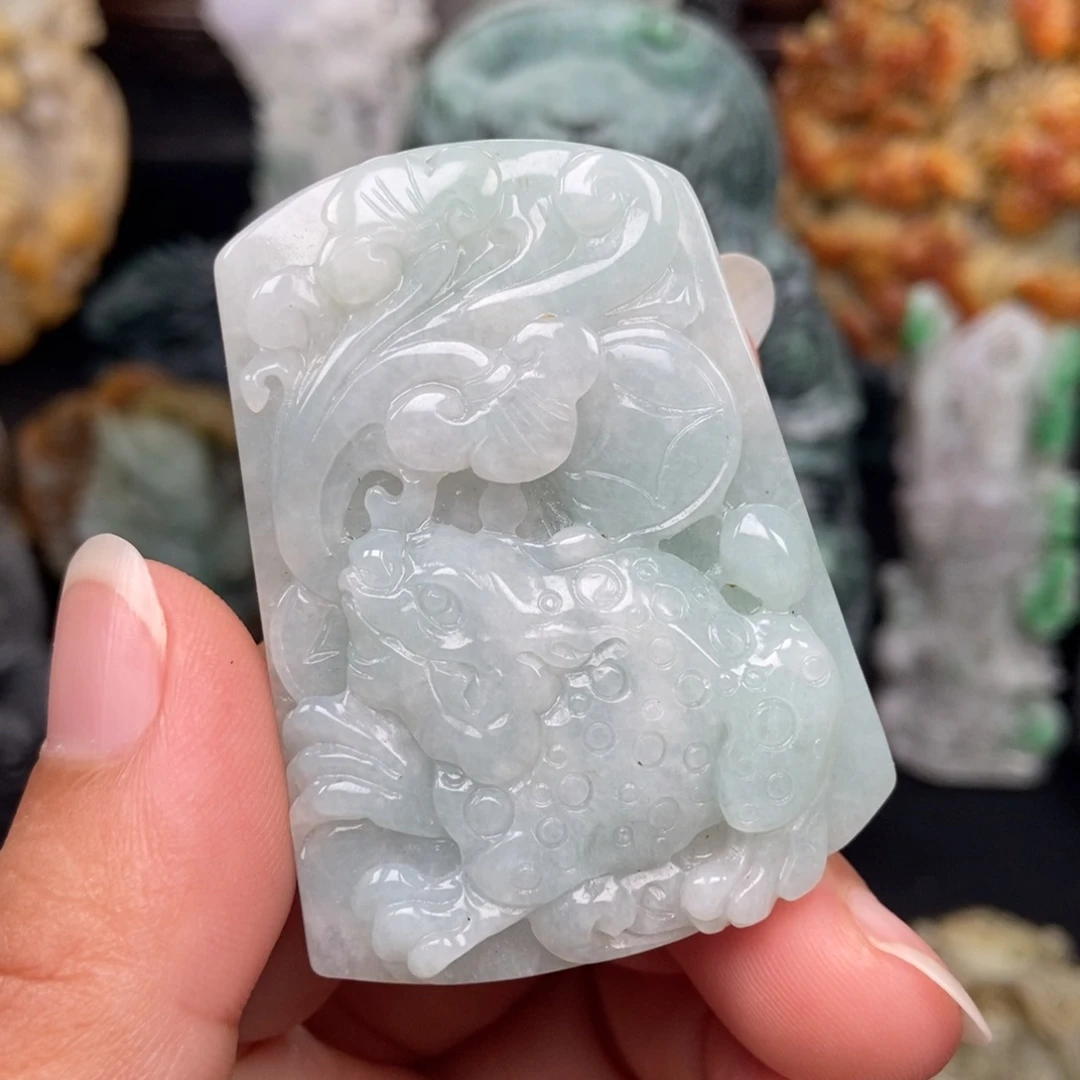 翡翠未镶嵌颈饰天然缅甸翡翠A货挂件吊坠